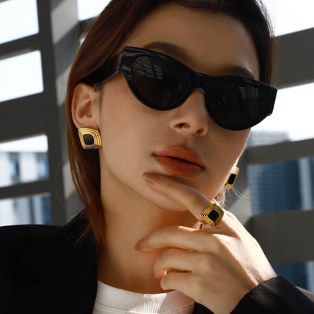 Maeve earring and ring set