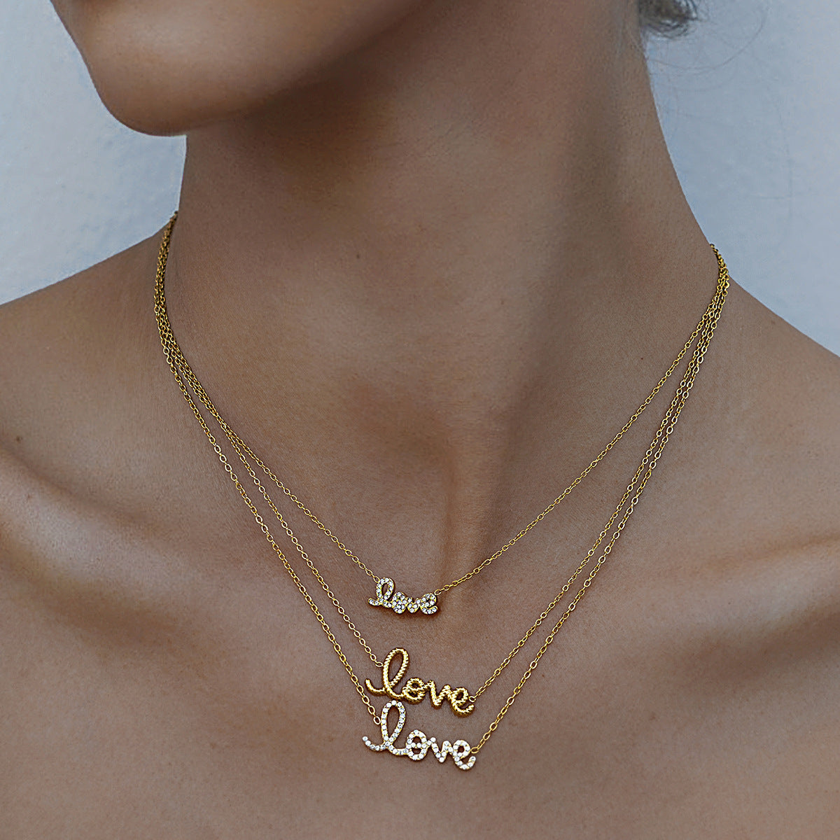 Amor necklace